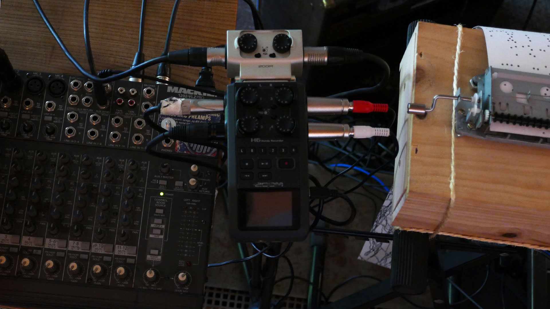 2025-07-01 Spieluhren-Quartett mit Tonband, Vocoder und Fieldrecording (soundcheck 3)